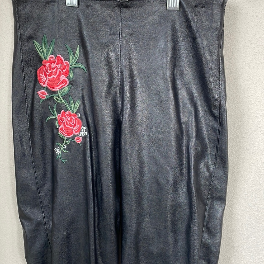 Floral Appliquéd Black Skinny Leg Pleather Pants.
